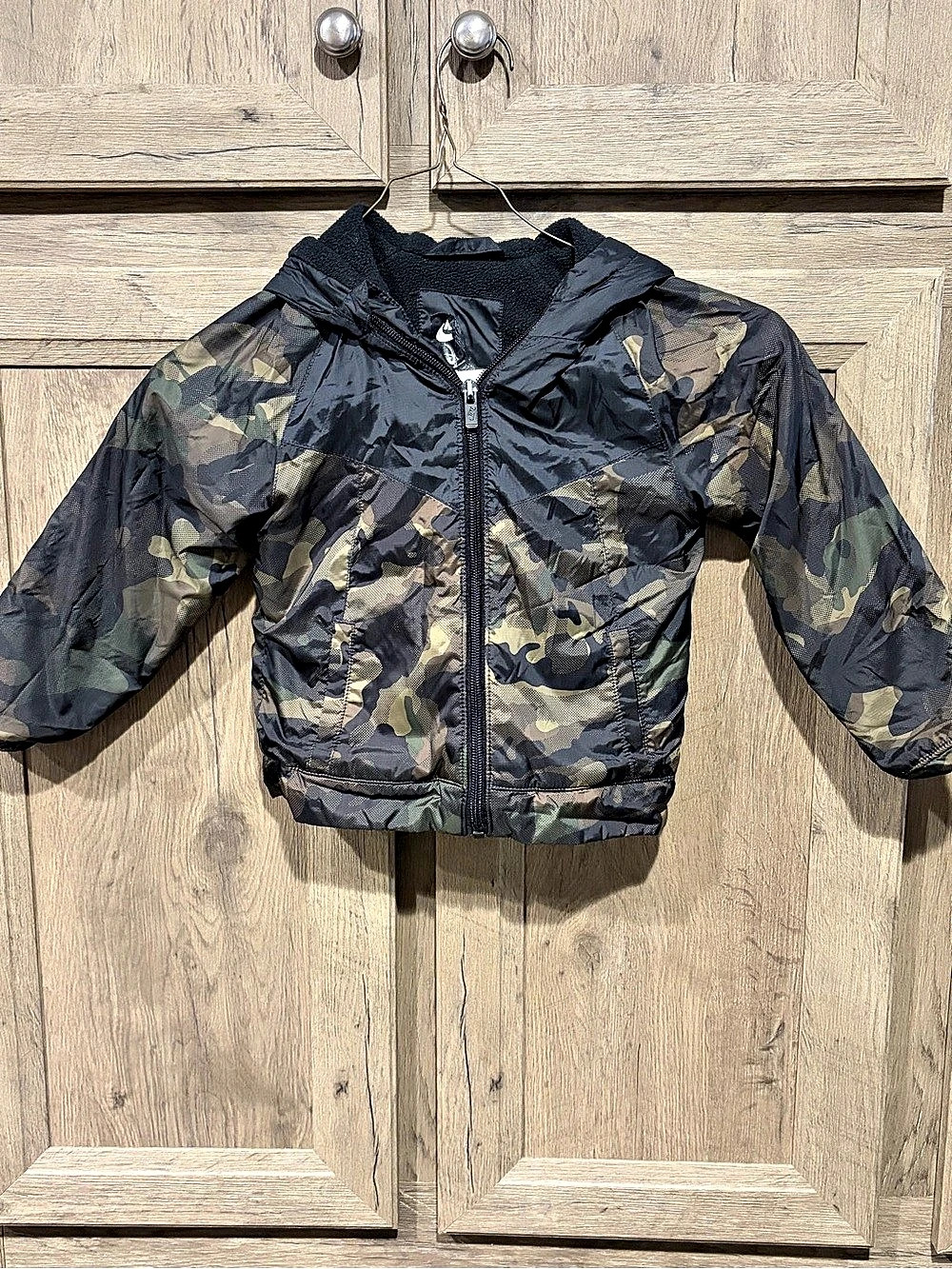 Nike Boys 3T Camo Puffer Jacket Like New